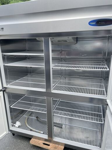 ☆品 ホシザキ業務用冷蔵庫 HR-150Z 4枚扉 2014年製 100V 1355L