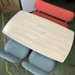 ● ニトリ、ダイニングテーブルセット、4人用、店頭価格89,900円