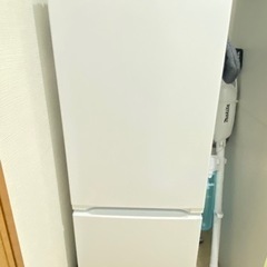 冷蔵庫　品番YRZ-F15G1