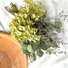 アナベルユーカリスワッグ