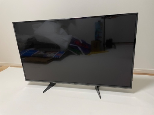 テレビ　49型