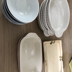 グラタン皿(2+4)、茶碗5、平皿1