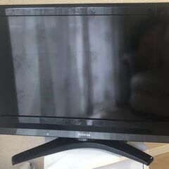 テレビ 中型　東芝 　