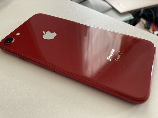 iPhone 8  64GB + バッテリーケースセット！