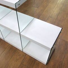 店舗什器 階段棚 アクリル横板 シェルフ ディスプレイ棚 幅122.5 高さ 