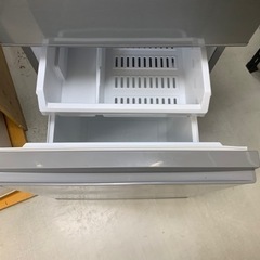 【リサイクルサービス八光　田上店　安心の3か月保証　配達・設置OK】 アクア AQR-13H(S) [冷蔵庫(126L・右開き）ブラッシュシルバー]