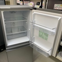 【リサイクルサービス八光　田上店　安心の3か月保証　配達・設置OK】 アクア AQR-13H(S) [冷蔵庫(126L・右開き）ブラッシュシルバー]