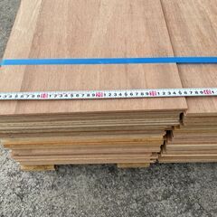 大量１５０枚!! カット合板5.5ミリ厚　1パレット