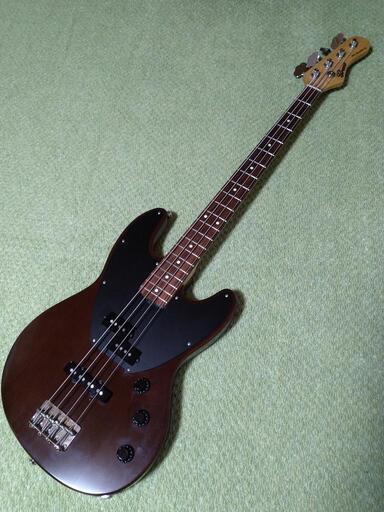 日本製 グレコ エレキベース GrecoBGB-1500, Walnut