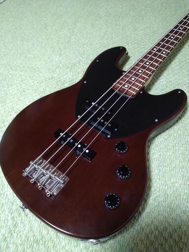 日本製 グレコ エレキベース GrecoBGB-1500, Walnut