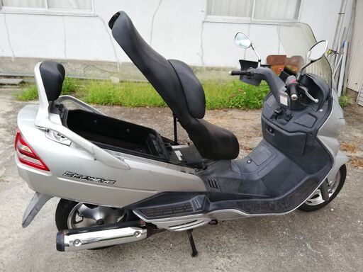 スカイウェーブ250 ベンツテール シルバーです。原付き価格！