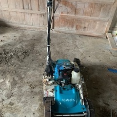 クボタ自走式草刈機 GC-S500