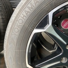 ハイエース200系 ヨコハマタイヤ　エセックス EJ17 215/60R17 4本セット