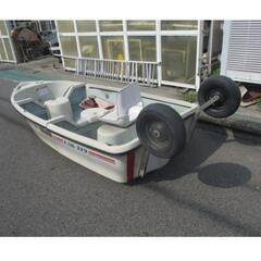 3分割艇　定員３人