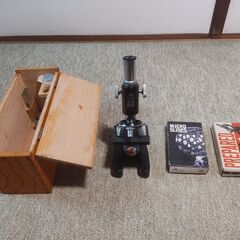 顕微鏡とサンプルのセット