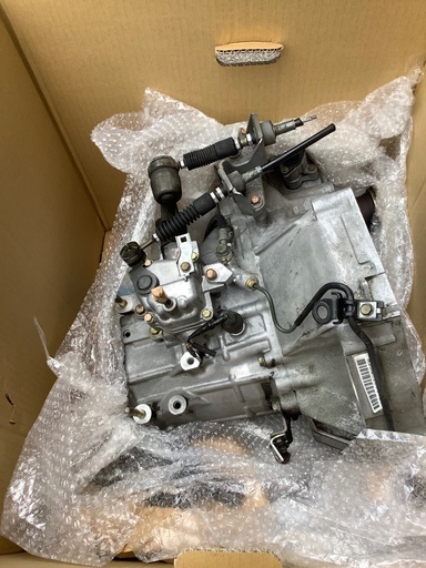 ホンダプレリュード　BB6 TYPE-S　ATTS装着車　5速マニュアルミッション　中古品