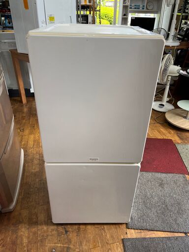 【リサイクルショップどりーむ鹿大前店】No.2008　冷蔵庫　ユーイング　110L　2011年製　MR-F110MB