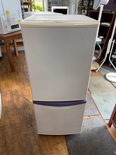 【リサイクルショップどりーむ鹿大前店】No.2014　冷蔵庫　national(ナショナル)　１３５L　NR－BB143J-WB　2008年製　⤴