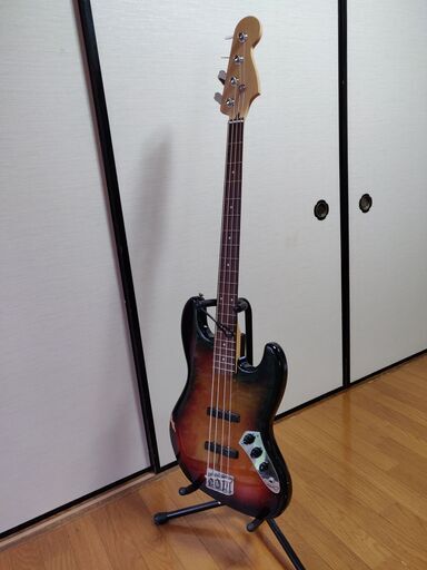 Fenderフェンダー 日本製　ジャズベース　バルトリーニピックアップ付き　交換用ネック