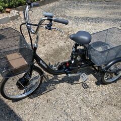 電動三輪車　ラッカル　ブラック