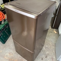 札幌市内配送無料 14年製 パナソニック 138L 2ドア冷凍冷蔵庫 NR-B146W