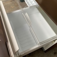 札幌市内配送無料 14年製 パナソニック 138L 2ドア冷凍冷蔵庫 NR-B146W ブラウン