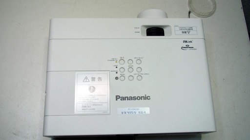 ◇美品【Panasonic】ビジネスプロジェクター PT-VX415N ストア ランプ使用時間726時間 リモコン付き