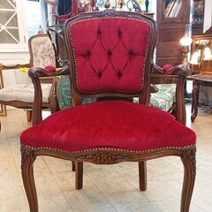 アンティーク家具 アームチェア 彫刻細工 布張り 肘掛け付 猫脚 ネコ脚