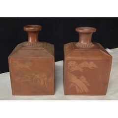 e1716 備前焼 升徳利 一対 松 角徳利 刻印あり 木箱入り 古備前 酒徳利
