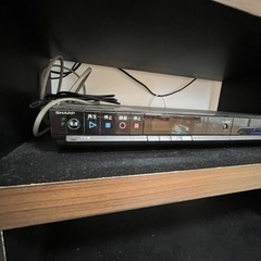 最終値下げ。TOSHIBA REGZA 42Z8と DVDレコーダーとTV台