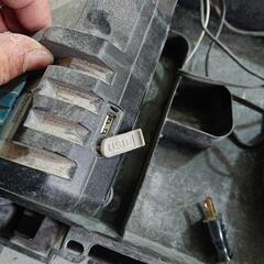マキタ インパクト１８V 6,0Ah  USBアダプター付き 