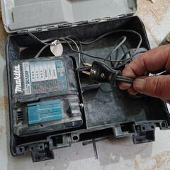 マキタ インパクト１８V 6,0Ah  USBアダプター付き 