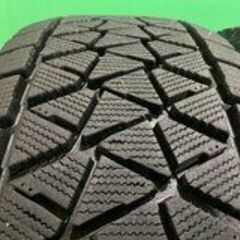 BS BLIZZAK DM-V2 265/70R15 15インチ スタッドレス 4本 バリ溝 チャレンジャー テラノ ハイラックスサーフ等　(MTU05)クレジットカード QRコード決済可能