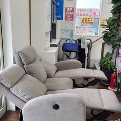 ★値下げしました！【マナベインテリア】電動リクライニングソファー  ファブリック  去年購入💳自社配送時🌟代引き可💳※現金、クレジット、スマホ決済対応※  -カウンターテーブル　ブラックウォールナット　男前　アンティーク　黒　無垢　天然木