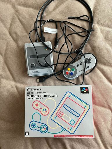 ミニスーパーファミコン　箱、説明書付き