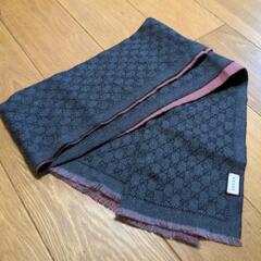 GUCCIマフラー