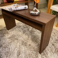 宇都宮でオシャレな家具を探すなら『オトワリバース！』ナイトテーブル