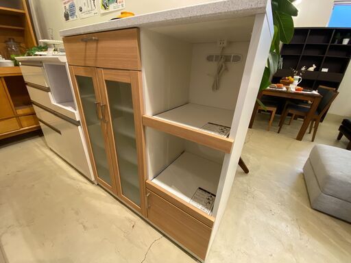 宇都宮でオシャレな家具を探すなら『オトワリバース！』ミドルレンジボード 共和産業 ナチュラル 収納棚 食器棚 キッチン収納 中古品