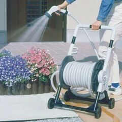 【持ち運びラクラク】ガーデニング　ホース　散水　園芸　キャリングホースリール　30m