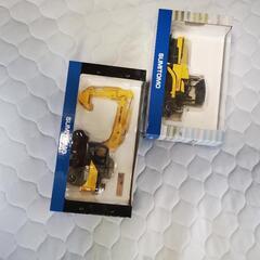 住友建機アスファルトフィニッシャーHA60w&バックホウsh200-7 1/50