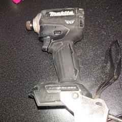 マキタ インパクト１８V 6,0Ah  USBアダプター付き 