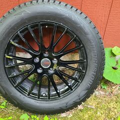 スタッドレスタイヤ（状態良いです！）