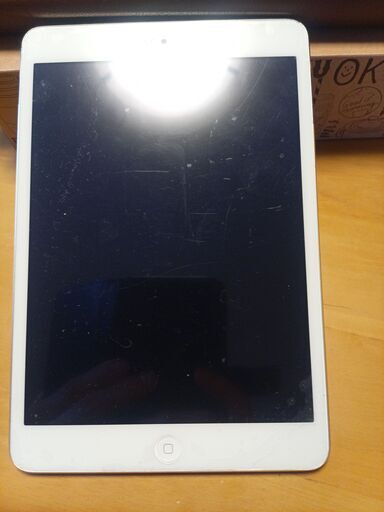 iPad mini 2 7.9インチ Retina 16GB Wi-Fiモデル