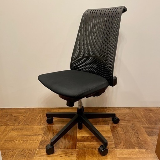 【24日で出品終了】イトーキ サリダチェア YL6 ブラック オフィスチェア 椅子