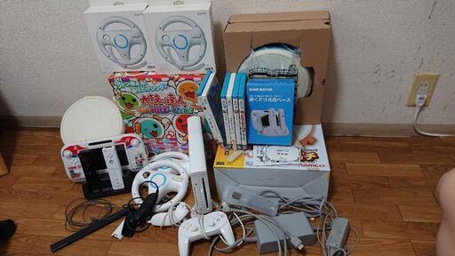 【お取引中】Wiiu マリオカート8 スプラトゥーン 太鼓の達人 セット