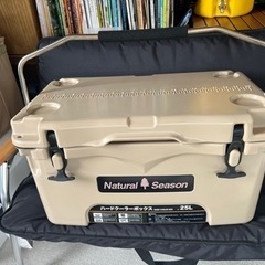 大人気　コメリ  ハードクーラー　未使用新品