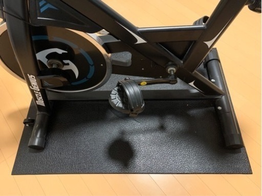【土日一宮市内運びます】使用時間少ないです。　美品　エアロバイク　フィットネスバイク　Muscle Genius 負荷調節式　バイクマット付き