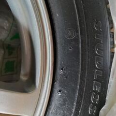プリウスαスタッドレスタイヤ4本ブリジストンブリザック