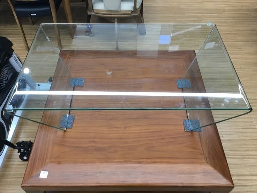 BoConceptのガラス製ローテーブルをご紹介します‼︎ トレジャーファクトリーつくば店