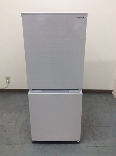 （9/2受渡済）YJT4876【SHARP/シャープ 2ドア冷蔵庫】極美品 2021年製 SJ-D15G-W 家電 キッチン 冷蔵冷凍庫 左開き 152L